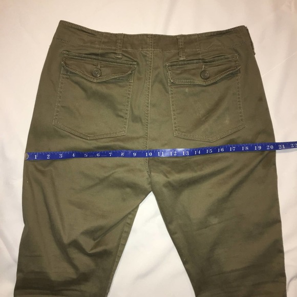 Cabi Scout Flap Button Pocket Taper Stretch Pants - Picture 12 of 16